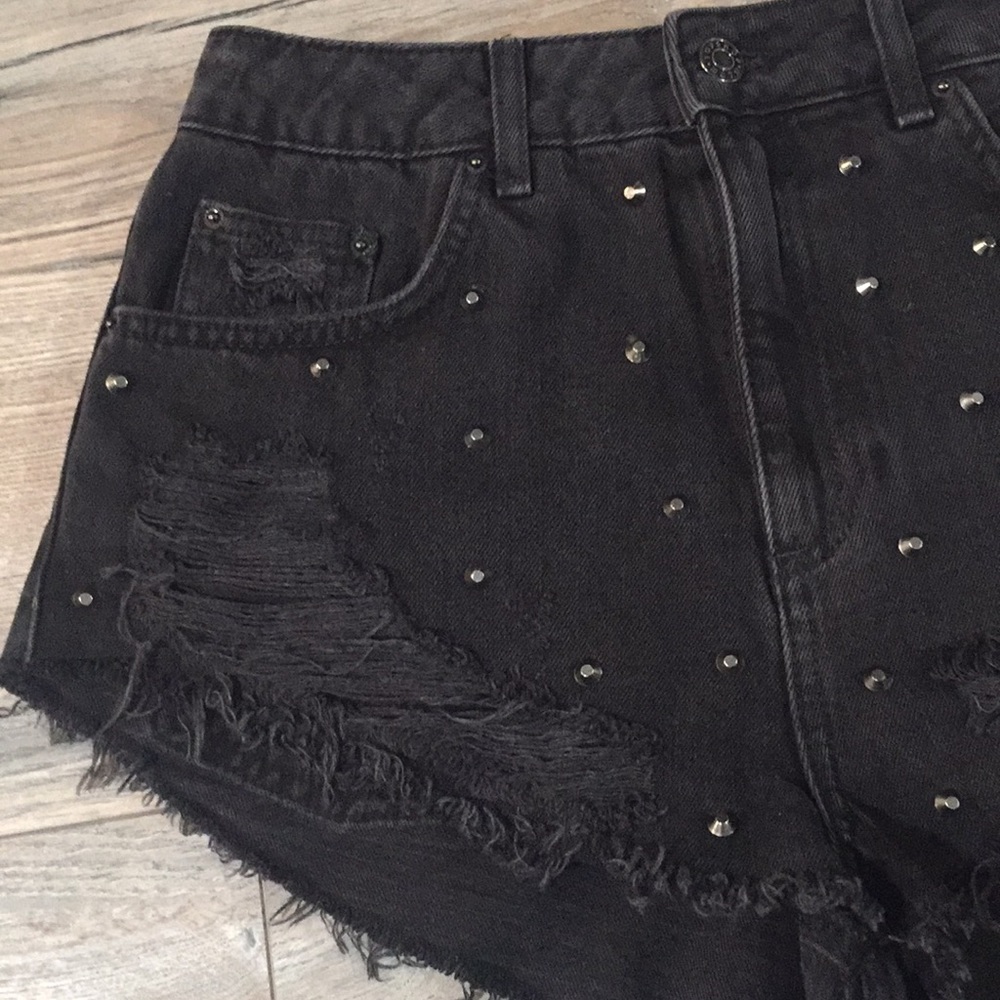 Topshop high waisted Denim shorts - Picture 3 of 16
